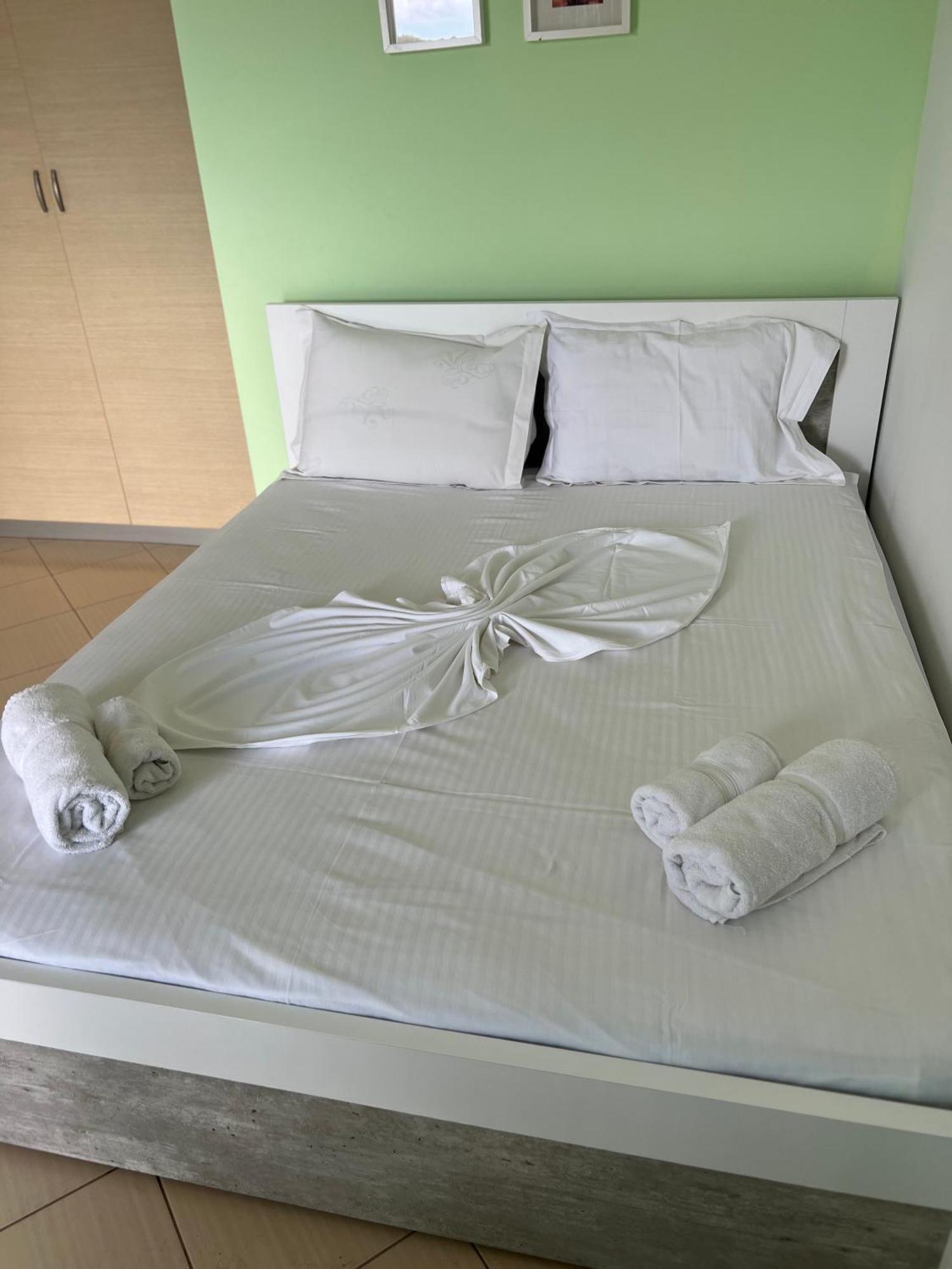 Majki Beach Apartments Sarandë 외부 사진