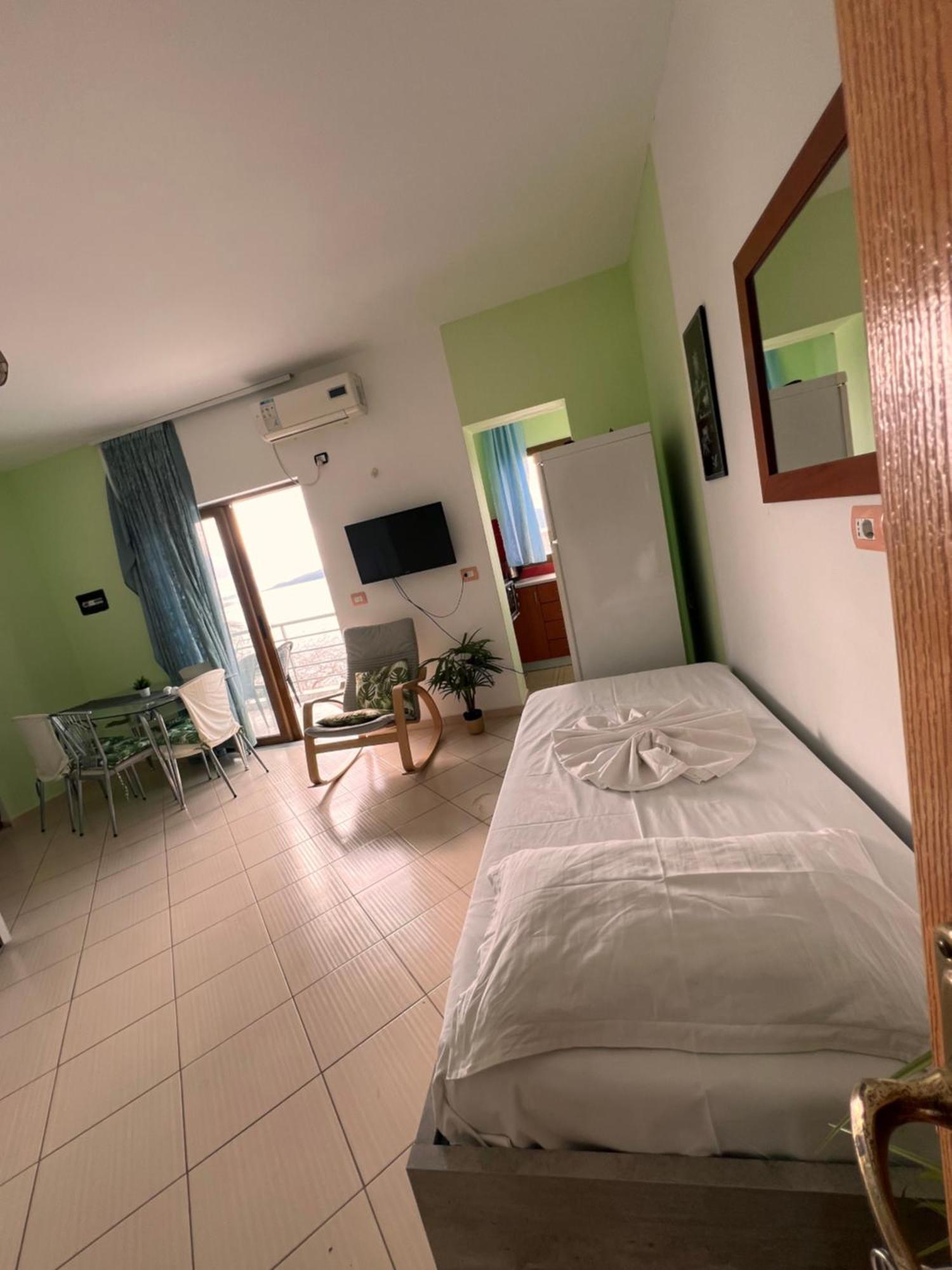 Majki Beach Apartments Sarandë 외부 사진