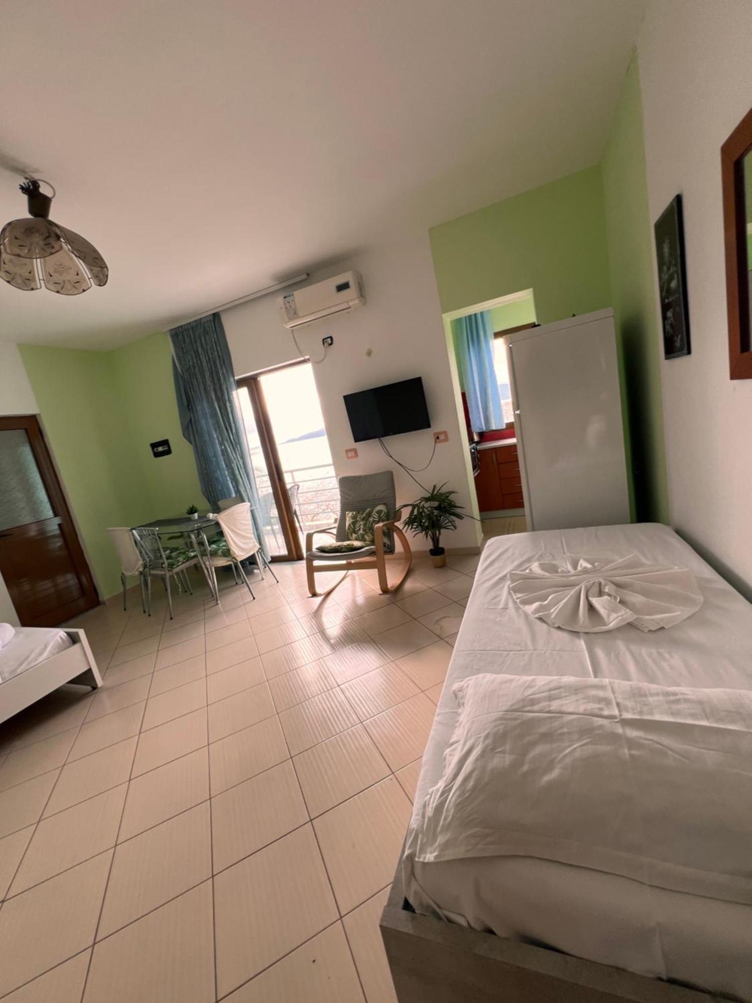 Majki Beach Apartments Sarandë 외부 사진