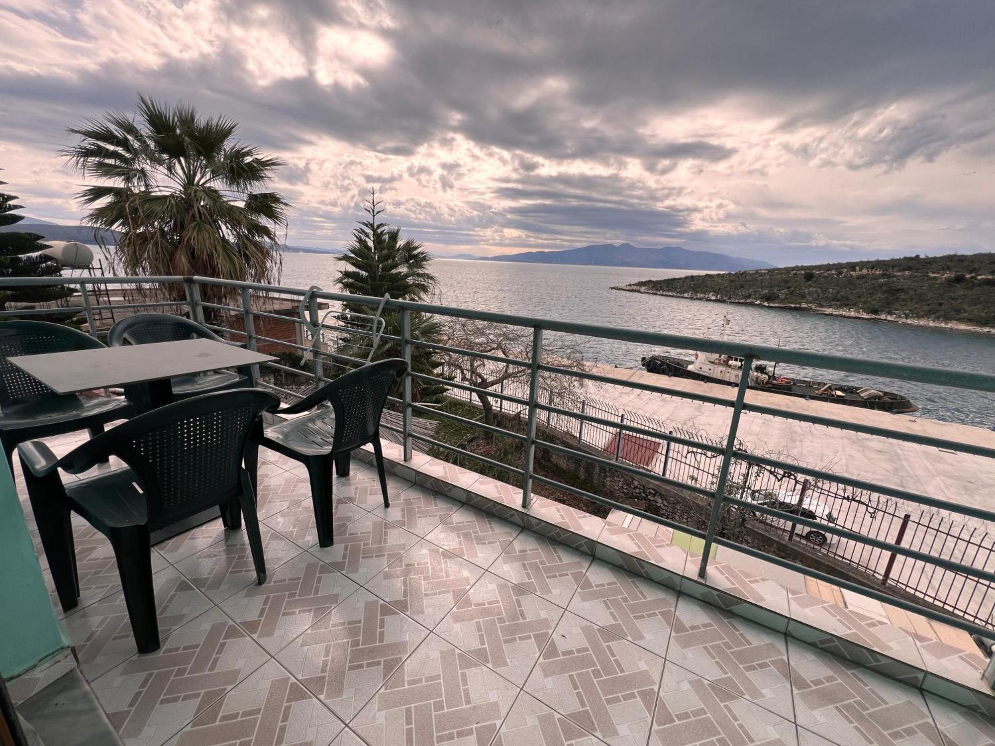 Majki Beach Apartments Sarandë 외부 사진