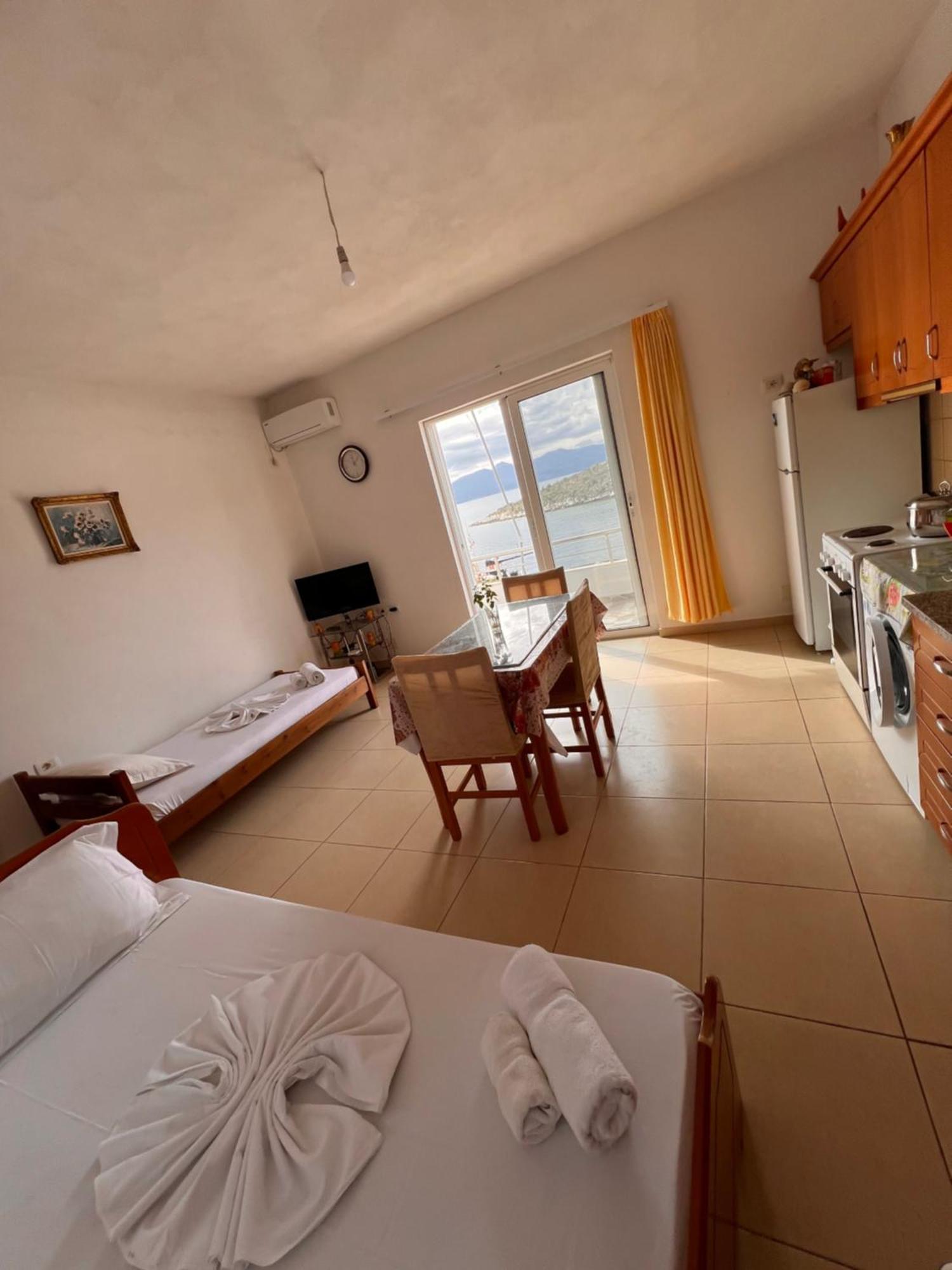 Majki Beach Apartments Sarandë 외부 사진