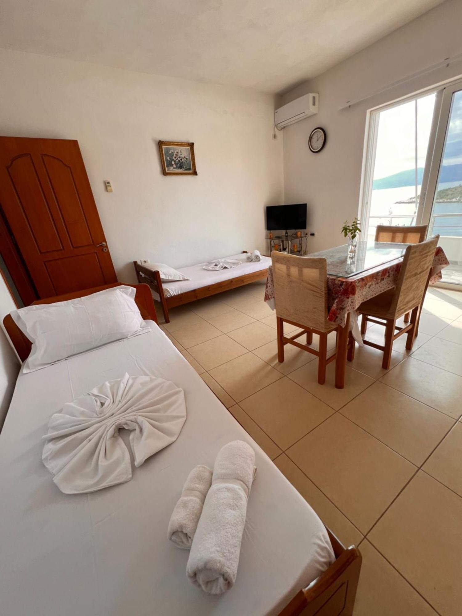 Majki Beach Apartments Sarandë 외부 사진